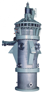 Vertical decanter type centrifugal separator